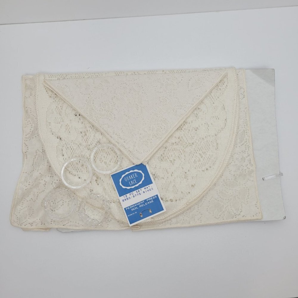 Quaker Lace vintage lace table set 12 pieces